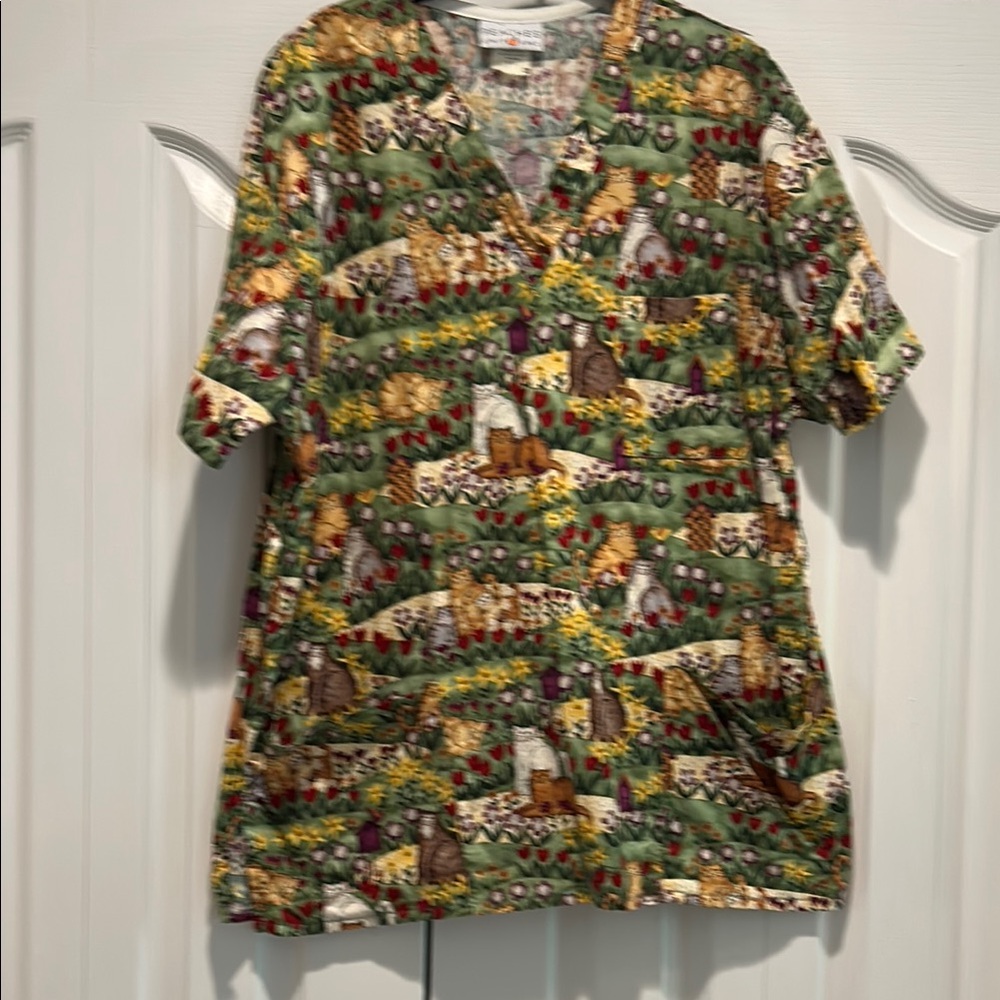 Peaches Uniforms Women's Tunic - Multicolor Animal Print